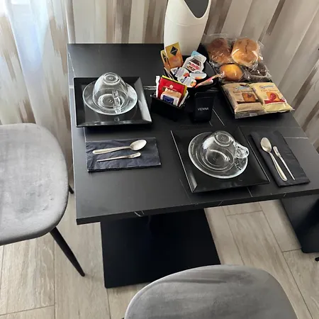 Ro&ro Luxury 4* נאפולי