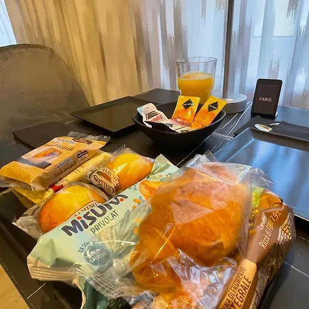 Ro&ro Luxury לינה וארוחת בוקר 4*