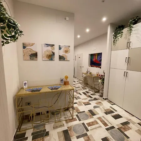 לינה וארוחת בוקר Ro&ro Luxury נאפולי